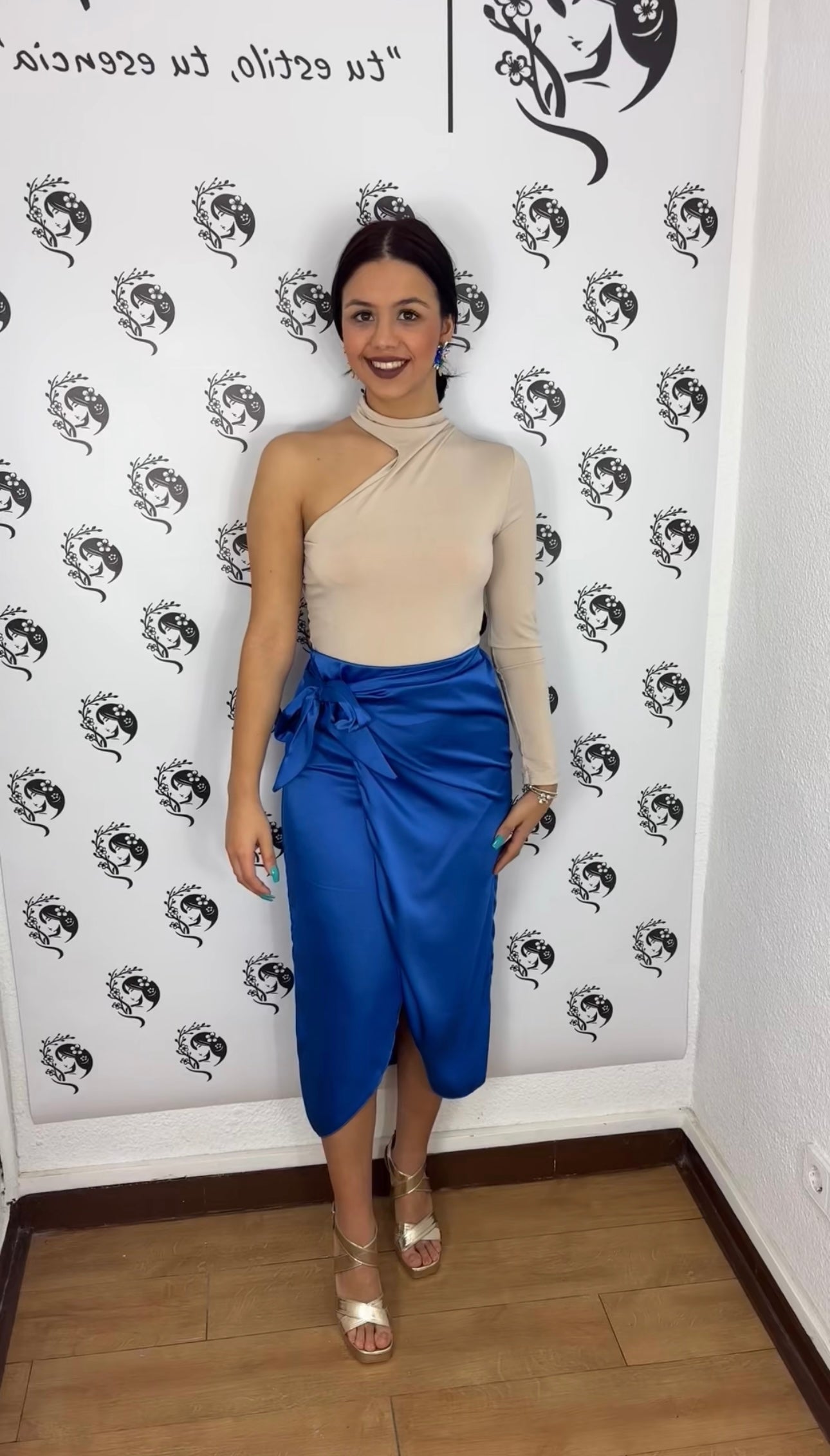 Falda lazo