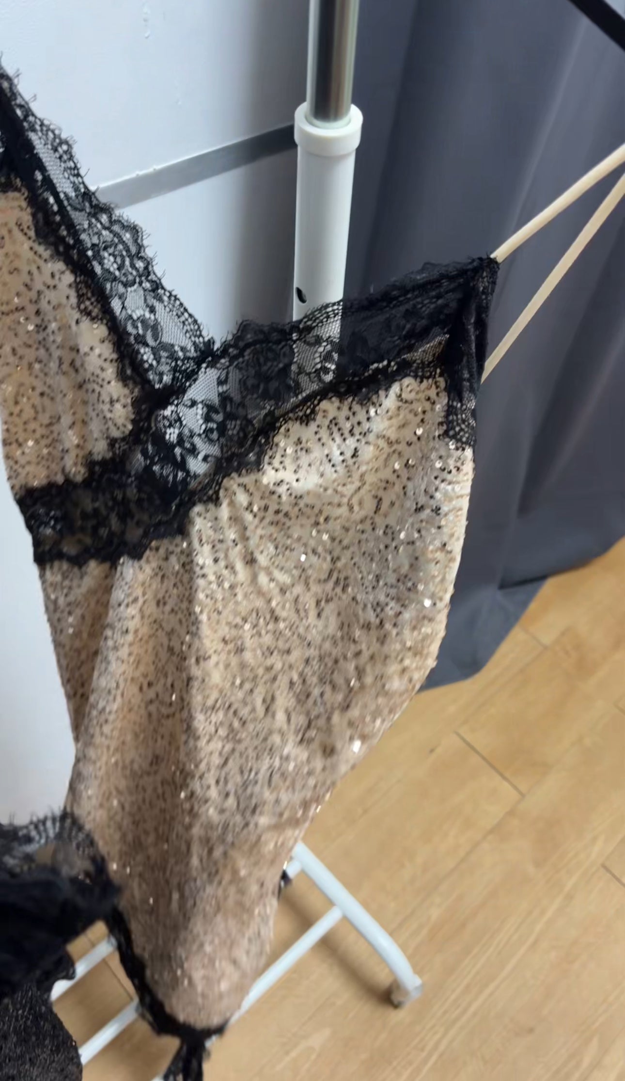 Vestido lencero lentejuelas