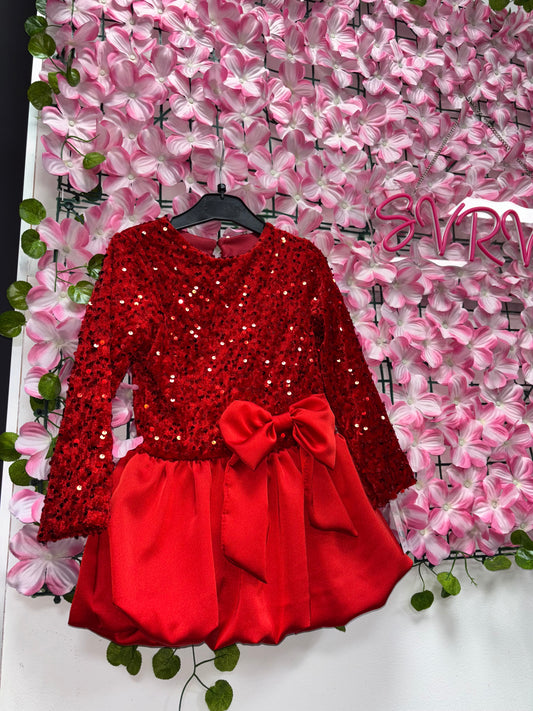 Vestido lentejuelas satén