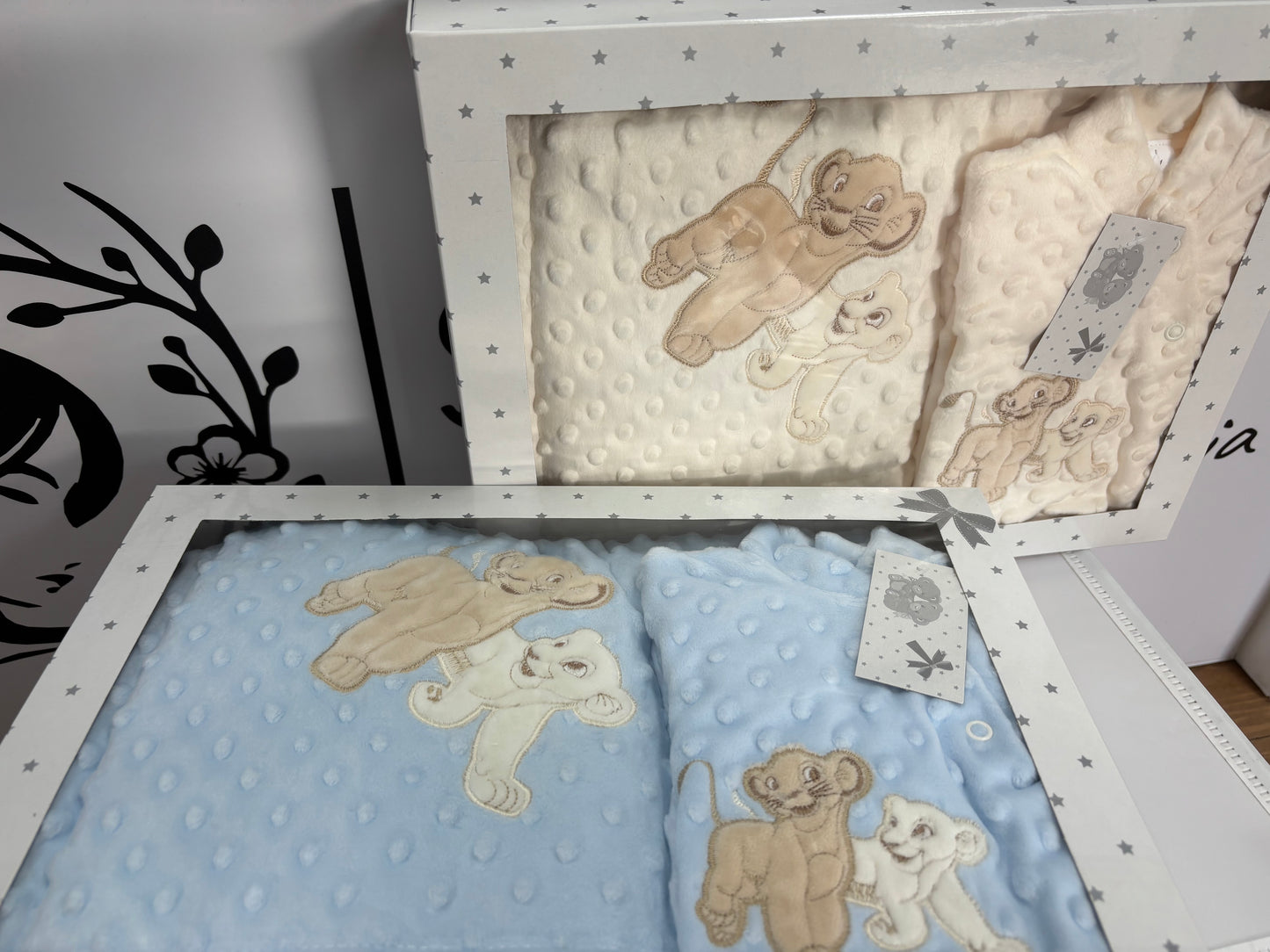 Set pijama y manta rey león