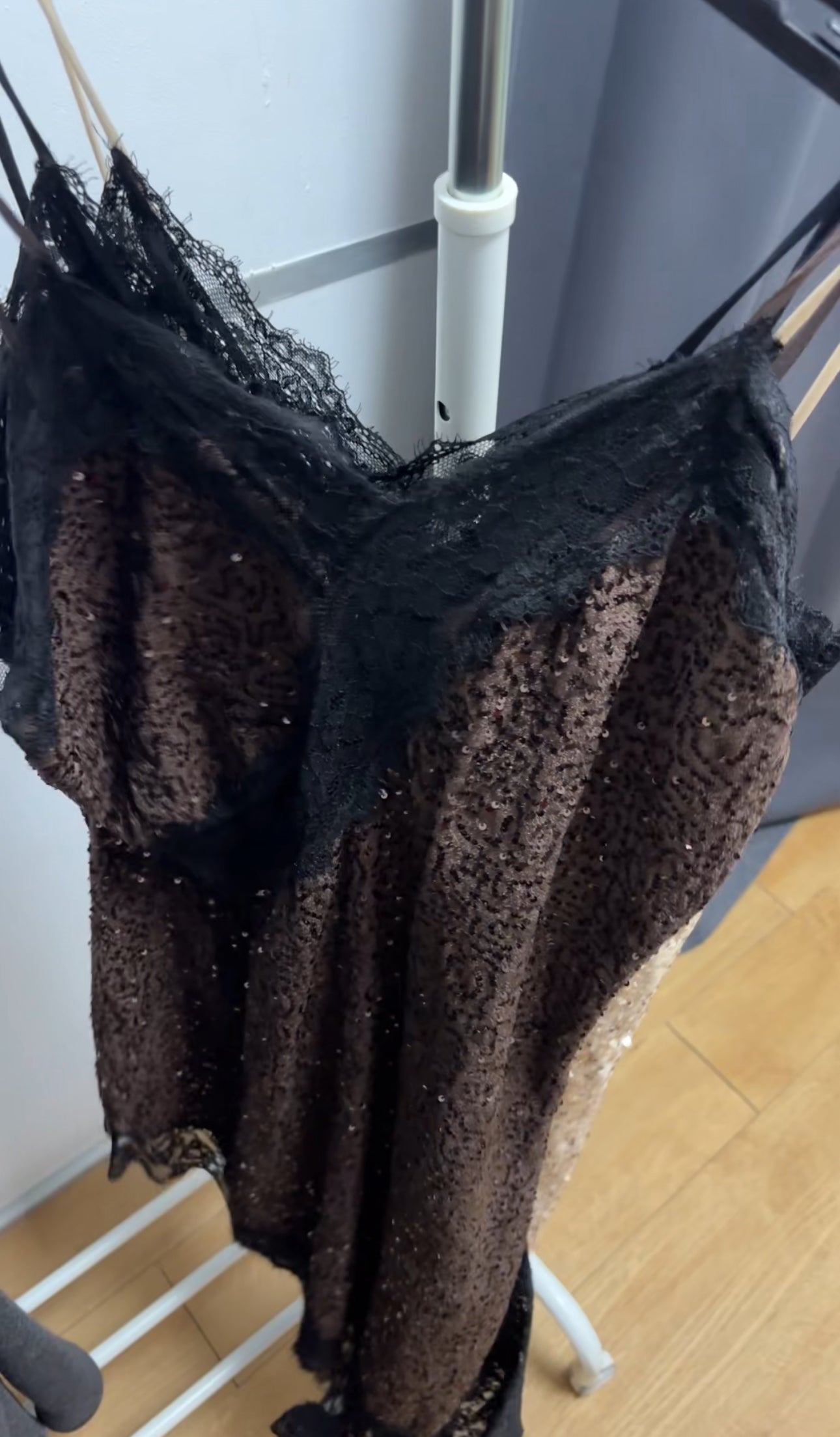 Vestido lencero lentejuelas